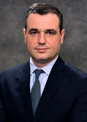 Taulant Asllani